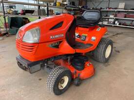 KUBOTA T1880 RIDE ON MOWER  - picture0' - Click to enlarge