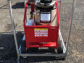 Heated Pressure Washer - picture0' - Click to enlarge