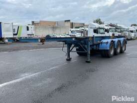 2005 Barker Heavy Duty Tri Axle Tri Axle Retractable Skel Trailer - picture1' - Click to enlarge