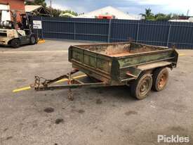 J.R. Collins Tandem Axle Tilting Box Trailer - picture1' - Click to enlarge