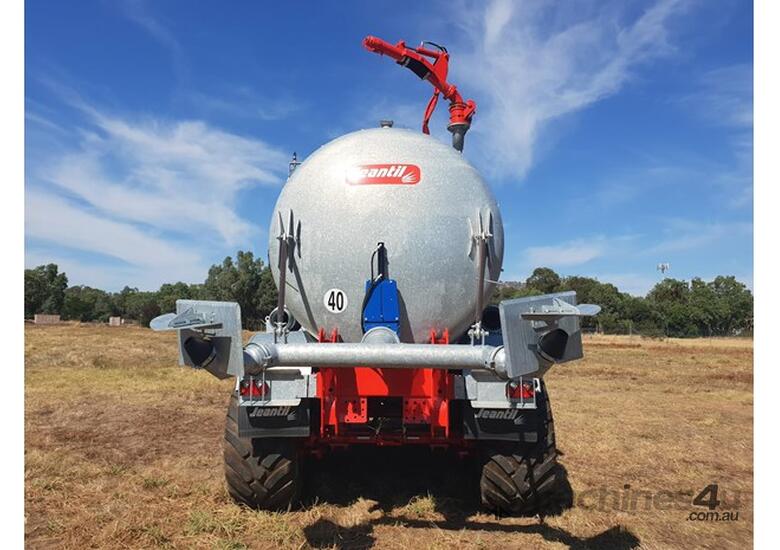 caption Jeantil GT 24000 Slurry Tanker (24,000L)