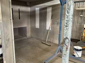 Powder coating Booth and Oven - picture1' - Click to enlarge