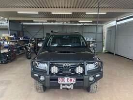 2012 TOYOTA HILUX SR5 UTE - picture0' - Click to enlarge