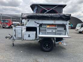 Echo trailers Chobe Single Axle Pop Top Camper Trailer - picture2' - Click to enlarge