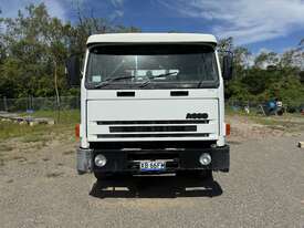 2001 International 2350G ACCO  6x4 - picture1' - Click to enlarge