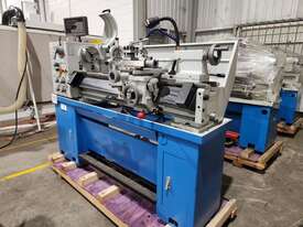 Metal Lathe, (Display) Model CO632A-TOP X 1000, 150mm(Dia) 3 Jaw Self Centering Chuck, Approx 330mm  - picture0' - Click to enlarge