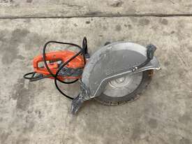 Husqvarna K4000 Electric Wet and Dry Concrete Cutting Saw - picture2' - Click to enlarge