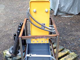 New Skid Steer/Positrack Hydraulic Hammer Rock Breaker - picture2' - Click to enlarge