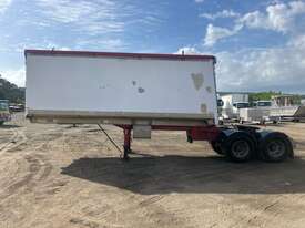2002 Lusty EMS 6.5 Meter Semi Tipper Tipping A Trailer - picture2' - Click to enlarge