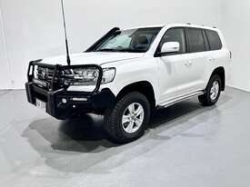 2020 Toyota Landcruiser GXL Diesel - picture0' - Click to enlarge