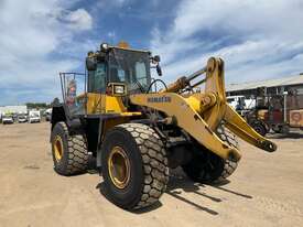 2014 Komatsu WA380-6 Articulated Wheel Loader - picture0' - Click to enlarge