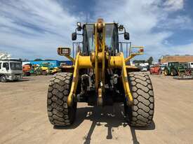 2014 Komatsu WA380-6 Articulated Wheel Loader - picture0' - Click to enlarge