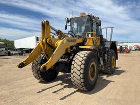2014 Komatsu WA380-6 Articulated Wheel Loader - picture1' - Click to enlarge