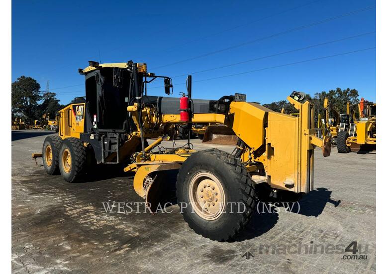 caption CAT 12M Motor Graders