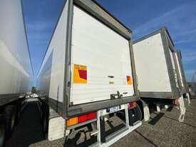 2008 Maxitrans ST2 Tri Axle Refrigerated Pantech Trailer - picture2' - Click to enlarge