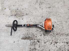 STIHL KM131R  Kombi Engine With Attachments - picture0' - Click to enlarge