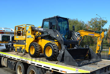 XCMG Wheeled Skid Street Loader | Model: XC7-SR10