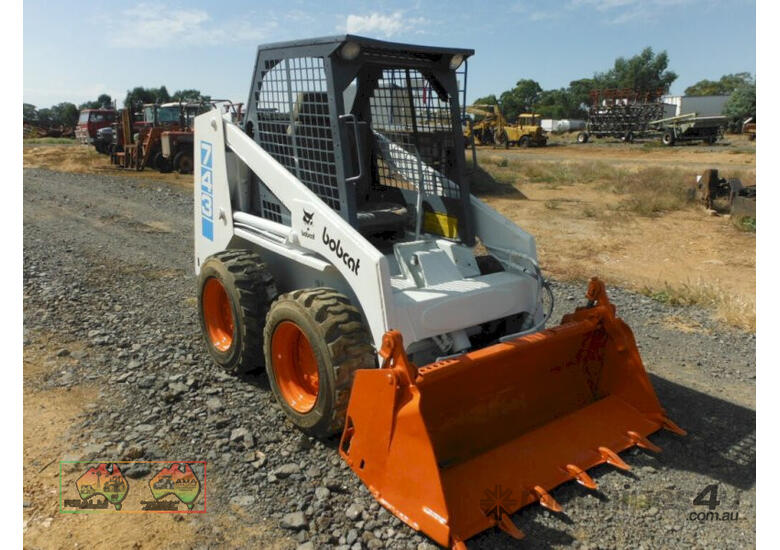 (8195) 743 Bobcat Skid Steer (Maryborough, VIC)