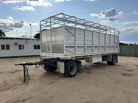 2003 HAULMARK 2DT DOG TRAILER - picture1' - Click to enlarge