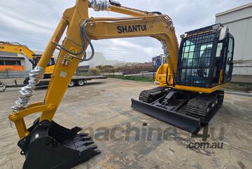 Shantui 7.6 Tonne Excavator with Kubota Engine