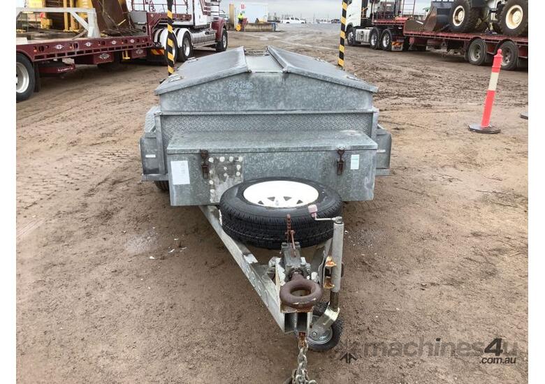 caption 2007 ATA Trailers Single Axle Enclosed Box Trailer