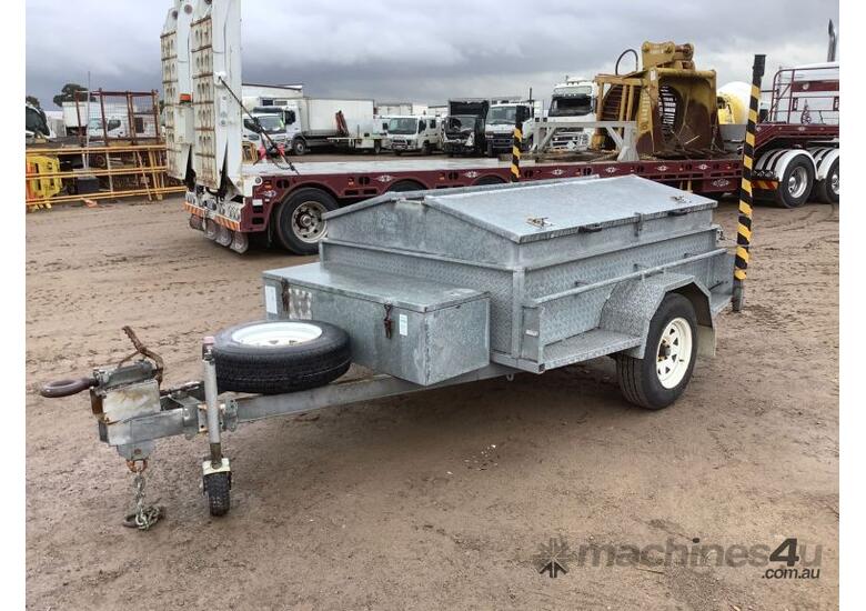 caption 2007 ATA Trailers Single Axle Enclosed Box Trailer
