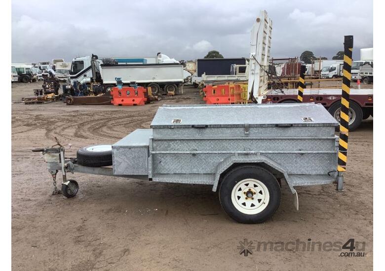 caption 2007 ATA Trailers Single Axle Enclosed Box Trailer
