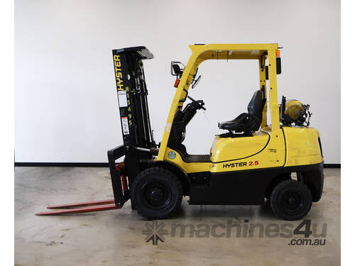 2.5T Counterbalance Forklift 