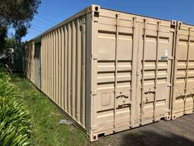 40 Foot Shipping Container - picture0' - Click to enlarge