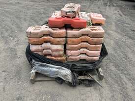 2x Pallets of Concrete Feet - picture0' - Click to enlarge