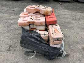 2x Pallets of Concrete Feet - picture2' - Click to enlarge