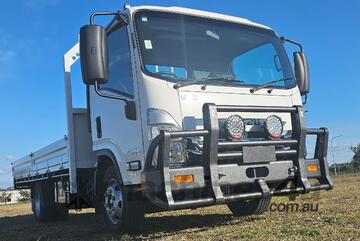 2024 Isuzu NPR 65/45-190 MWB Tray Dropside