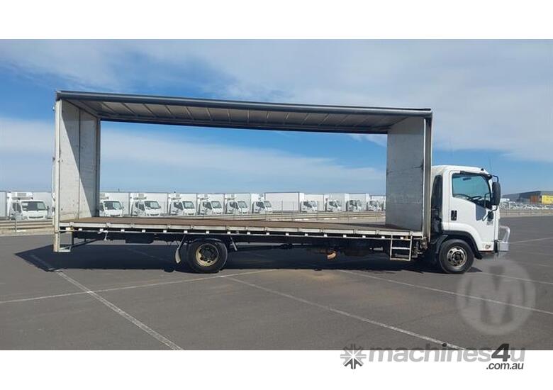 caption Isuzu FRR
