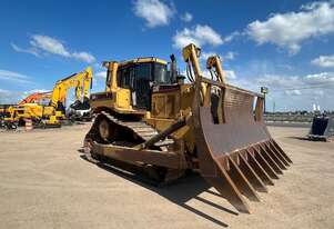 Caterpillar 2007 CAT D7R only 8,000 hrs