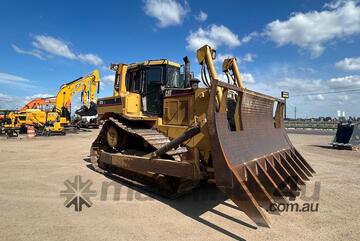 Caterpillar 2007 CAT D7R only 8,000 hrs Caterpillar 2007 CAT D7R only 8,000 hrs