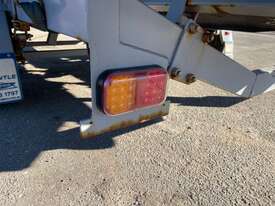 2015 Custom Tandem Axle Boat Trailer - picture1' - Click to enlarge
