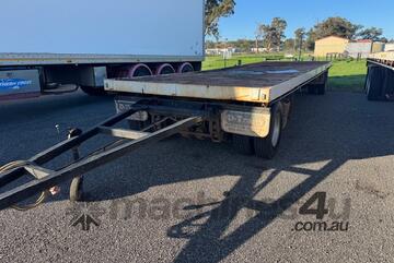Trailer Dog Trailer Freight 2 axle 27ft Licensed CW1822 SN1753