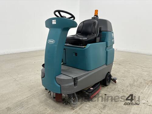 caption Tennant T7 Scrubber **Unreserved**