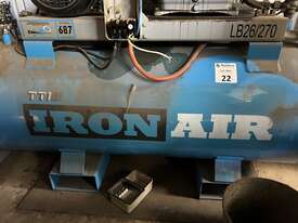 Air Compressor - picture0' - Click to enlarge