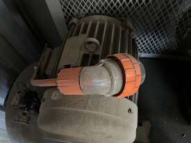 Air Compressor - picture1' - Click to enlarge