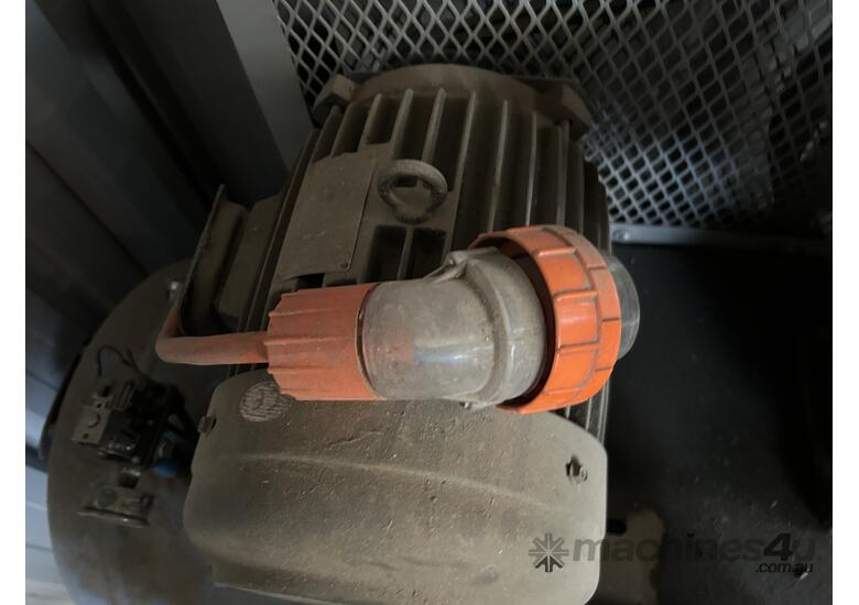 caption Air Compressor