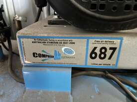 Air Compressor - picture2' - Click to enlarge