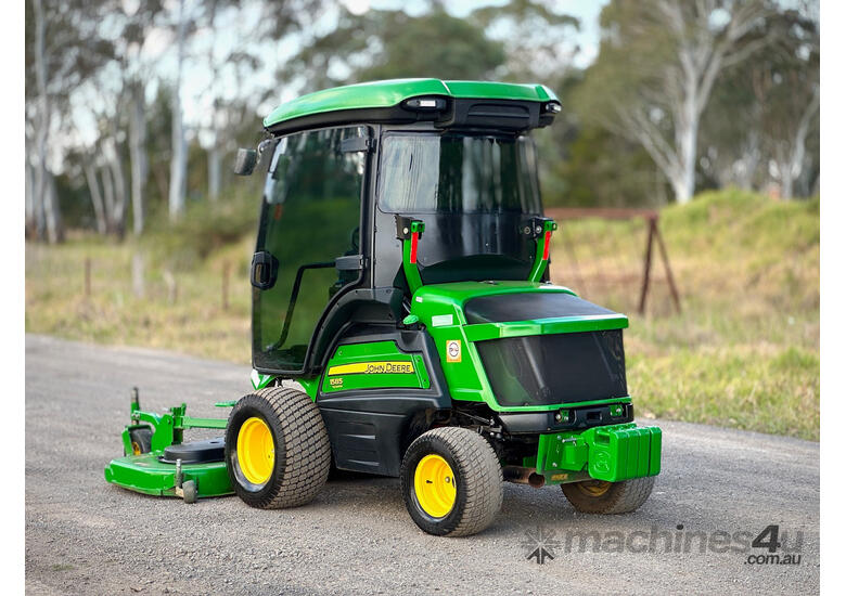 John Deere 1585 Front Deck Lawn Equipment
