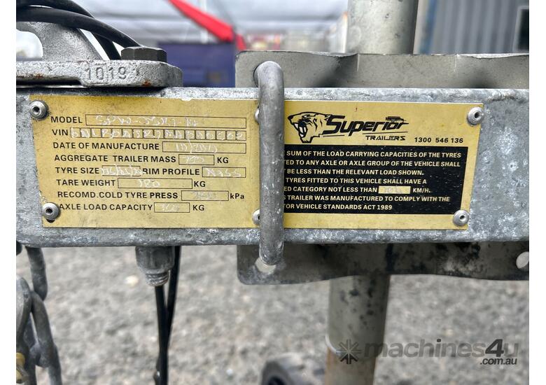 caption 2021 Superior Trailer SPW-JSKI-14 Single Axle Jet Ski Trailer