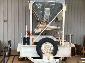 Dean Sandbag Hopper - picture1' - Click to enlarge