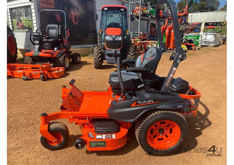 Kubota Z412KW Mower With 48