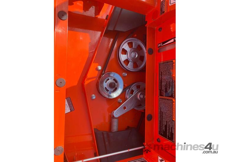 Kubota Z412KW Mower With 48