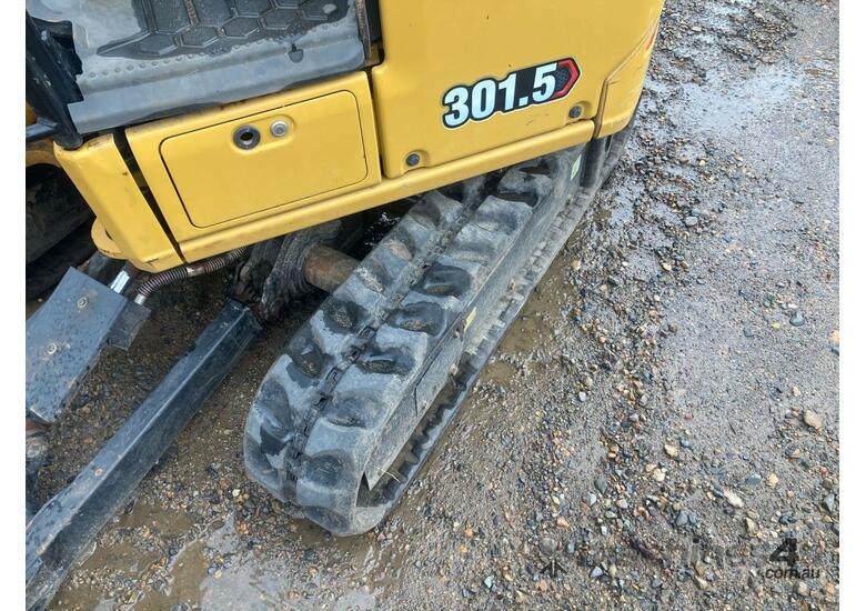 2022 Caterpillar 301.5 Excavator (Rubber Tracked)