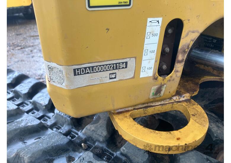 2022 Caterpillar 301.5 Excavator (Rubber Tracked)