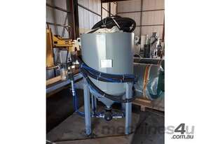 Now $5,500 INC GST 800L Sand Blasting Pot w/ Spare Hoses & Nozzles (Reduced!)